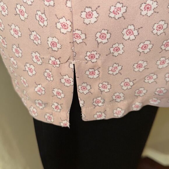 LOFT MP Blush Pink White Fuchsia Gray Floral Baby Doll Short Sleeve Blouse - Picture 7 of 10